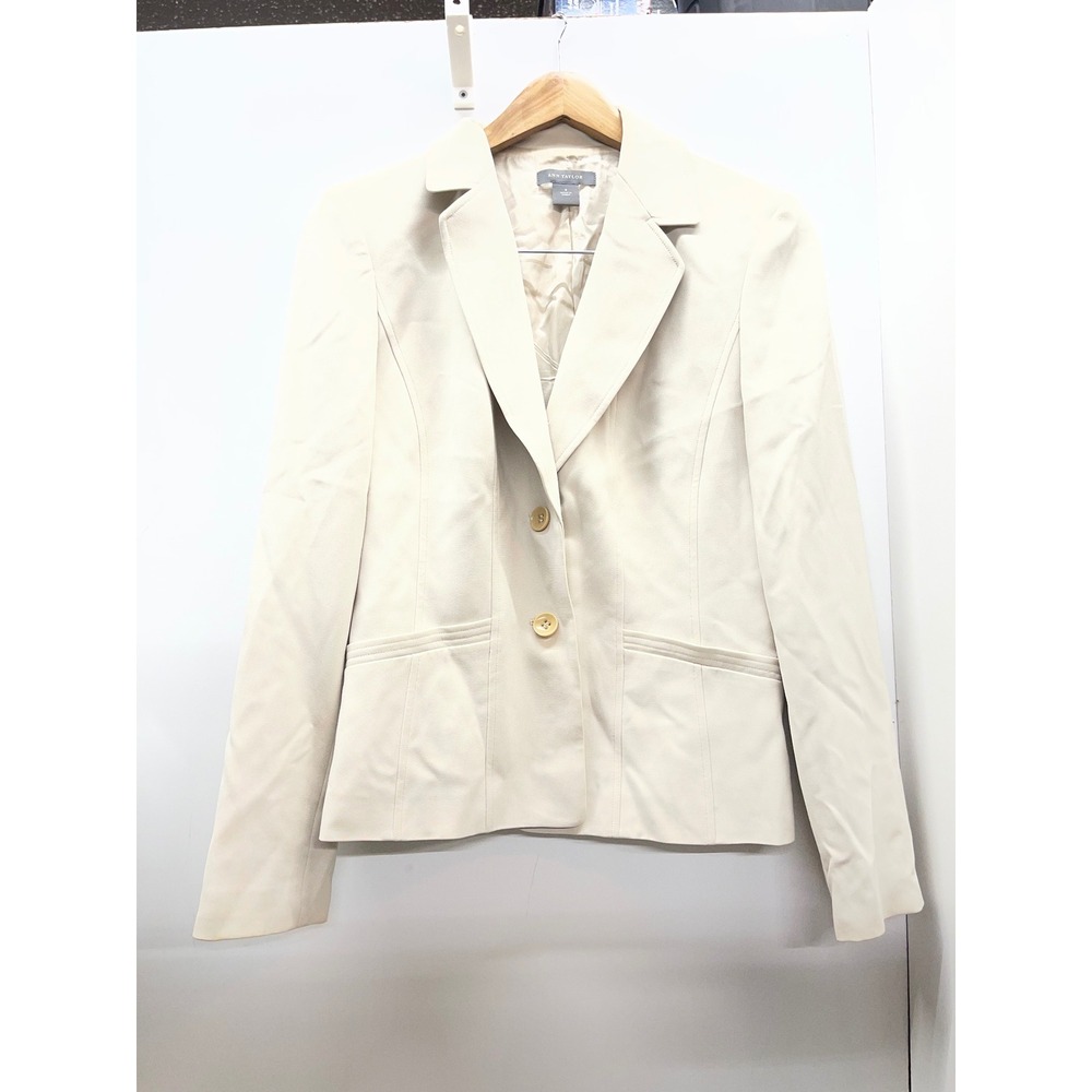 Ann Taylor Women Cream Two Button Structured Blazer Jacket Size 8 Professional